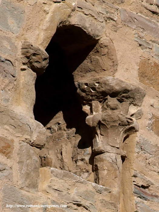 DETALLE DE VANO EN LIENZO ESTE DE LA TORRE